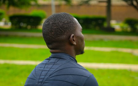 Understanding Who Is a Narcissist
